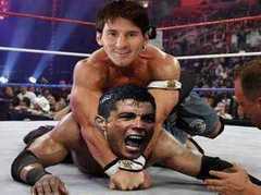 Messi_vs_Ronaldo_WWE.jpg